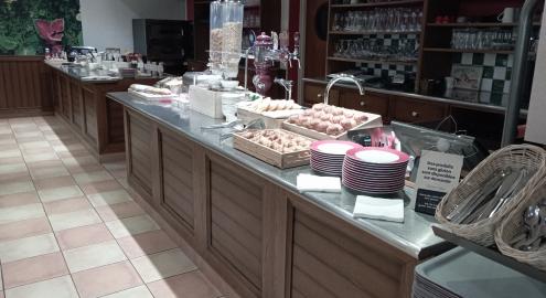buffet petit déjeuner ibis albert pays de somme