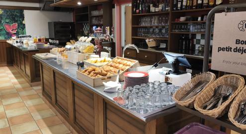 buffet petit déjeuner ibis albert pays de somme